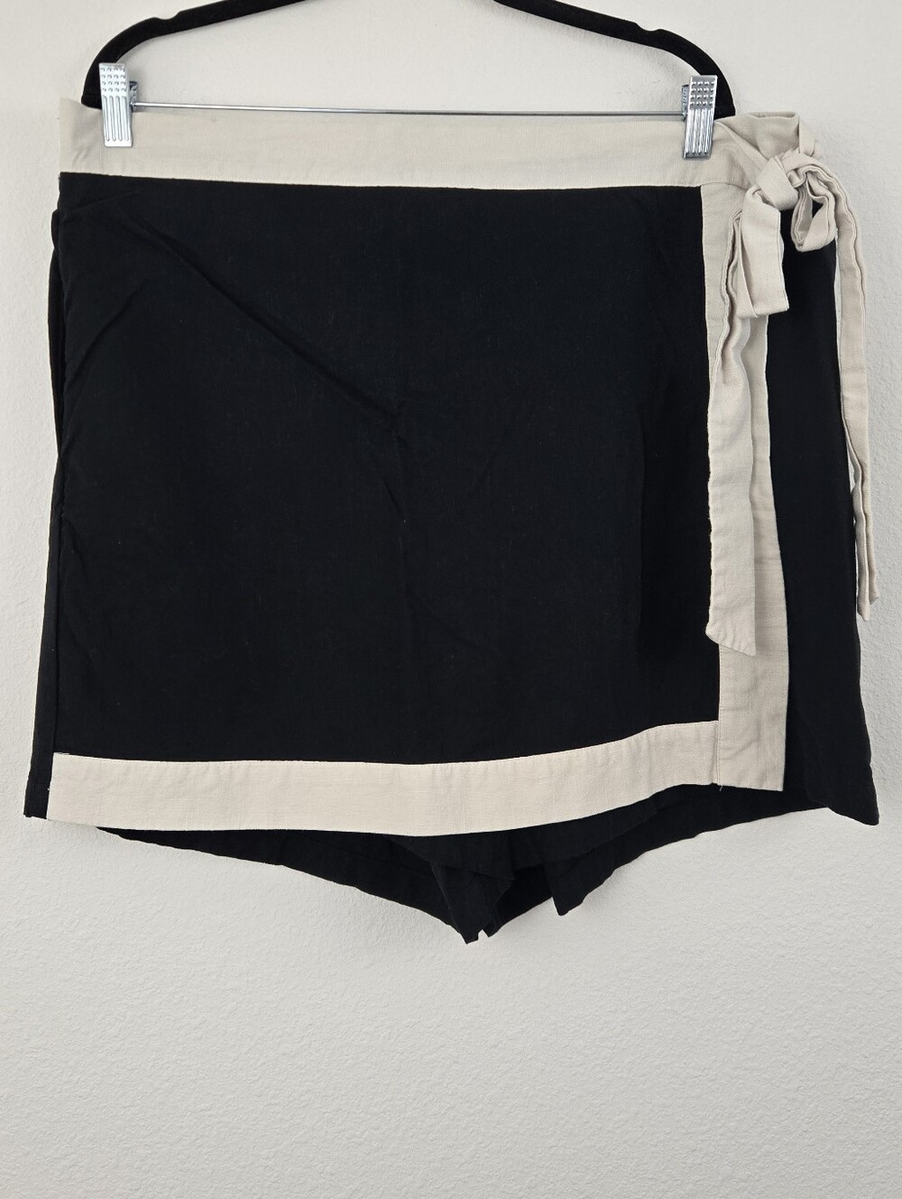 Ava & Viv Black Wrap Skort